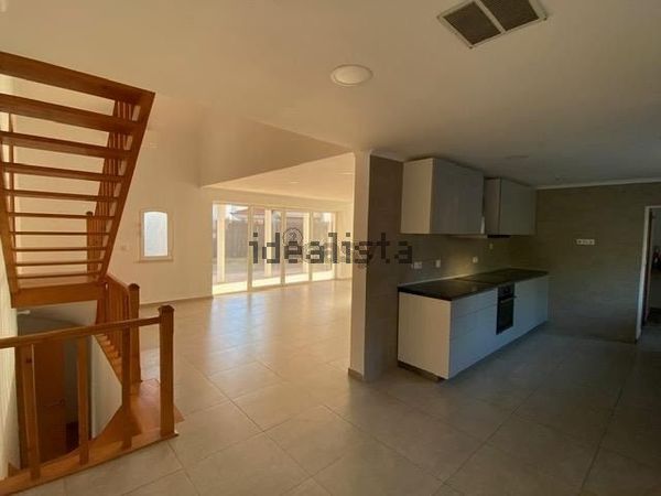 3-bedroom freehold villa in Cascais/Estoril — photo 5 of 5