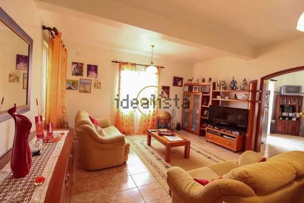 3-bedroom freehold villa in Santa Cruz/Caniço — photo 3 of 5