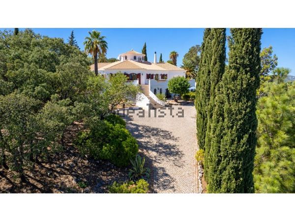 7-bedroom freehold villa in Faro — photo 2 of 5