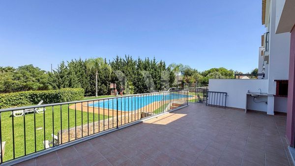 3-bedroom freehold villa in Albufeira — photo 3 of 5