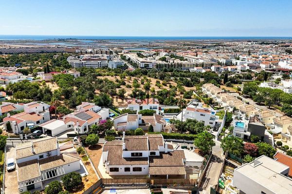 4-bedroom freehold villa in Tavira — photo 4 of 5