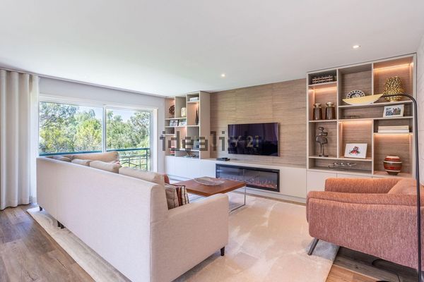 4-bedroom freehold villa in Sintra/Colares — photo 2 of 5
