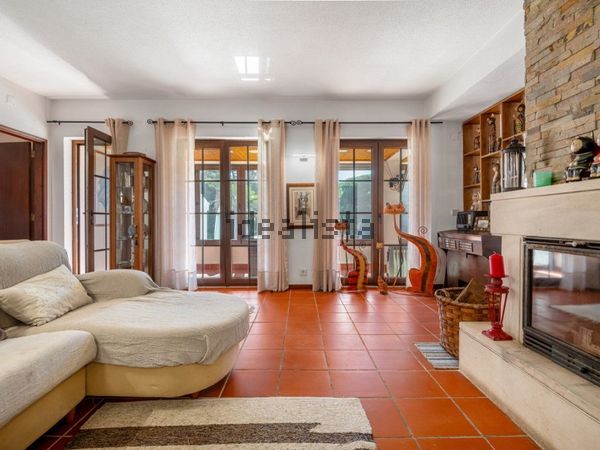 3-bedroom freehold villa in Óbidos — photo 3 of 5