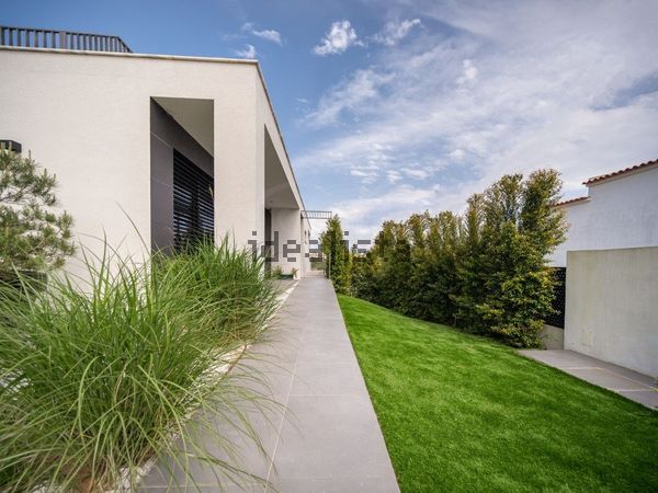 4-bedroom freehold villa in Cascais/Estoril — photo 5 of 5