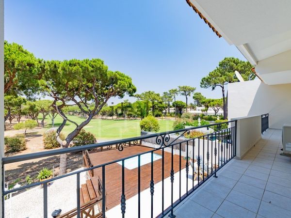 Detached house in Caminho do Corvo, Pinhal da Marina, Quarteira — image 5