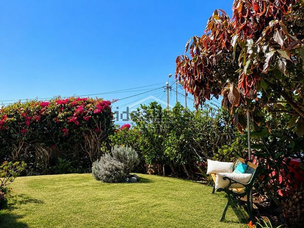 2-bedroom freehold villa in Funchal — photo 2 of 5