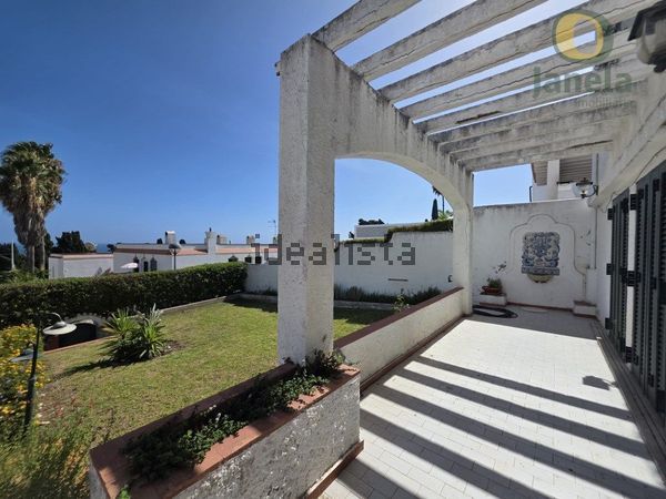 5-bedroom freehold villa in Albufeira — photo 3 of 5
