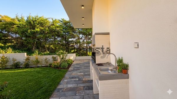 4-bedroom freehold villa in Mafra/Ericeira — photo 5 of 5