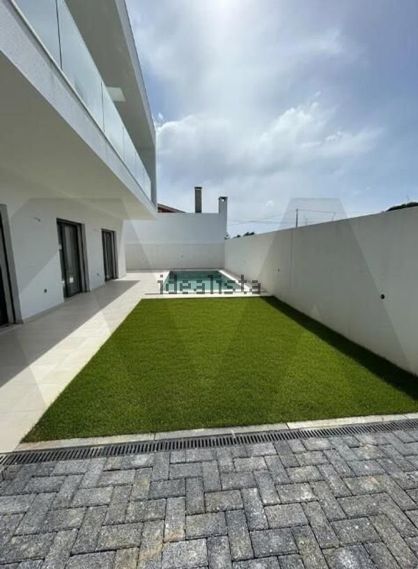 4-bedroom freehold villa in Cascais/Estoril — photo 4 of 5