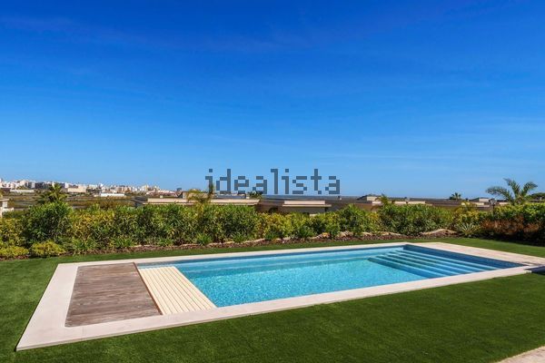 5-bedroom freehold villa in Faro — photo 3 of 5