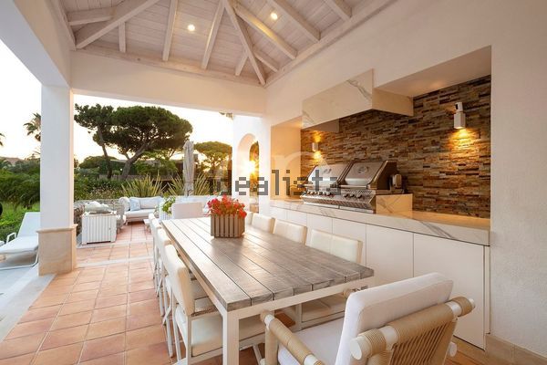 4-bedroom freehold villa in Loulé/Vilamoura — photo 2 of 5