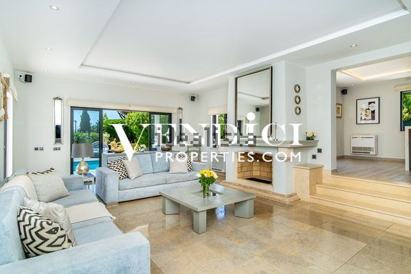 5-bedroom freehold villa in Loulé/Vilamoura — photo 3 of 5