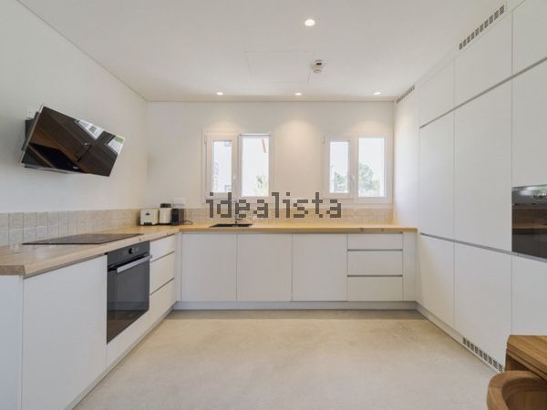 Detached house in Avenida 18 de Dezembro, Carvalhal - Pego, Carvalhal — image 5