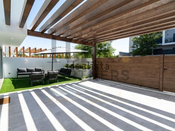 4-bedroom freehold villa in Faro — photo 4 of 5