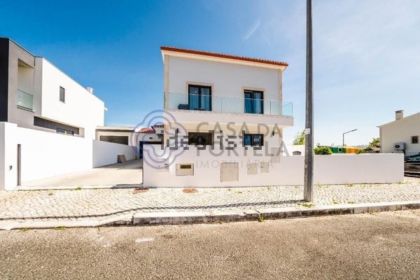 3-bedroom freehold villa in Caldas da Rainha/Foz do Arelho — photo 3 of 5