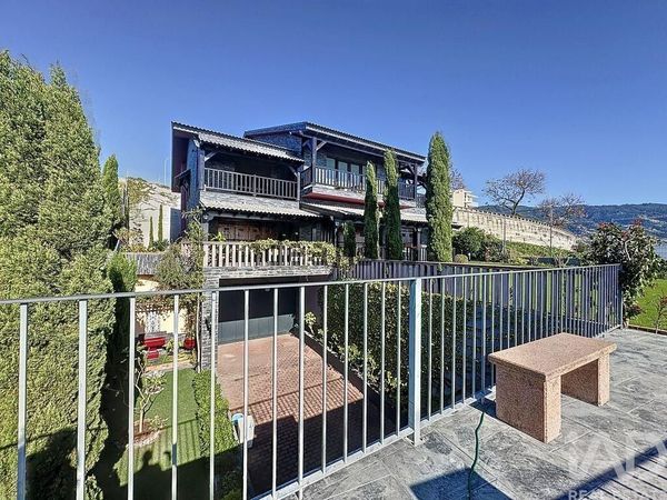 4-bedroom freehold villa in Funchal — photo 2 of 5