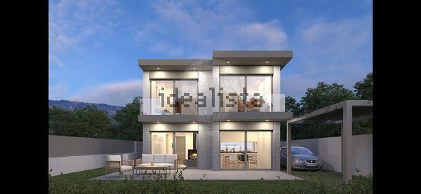 2-bedroom freehold villa in Cascais/Estoril — photo 2 of 5