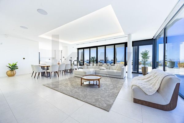 6-bedroom freehold villa in Ponta do Sol — photo 3 of 5