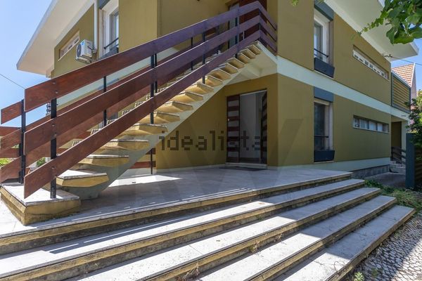 Andar de moradia in Avenida Marginal, 6523, São João, Cascais e Estoril — image 2