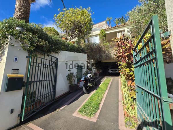 3-bedroom freehold villa in Santa Cruz/Caniço — photo 4 of 5