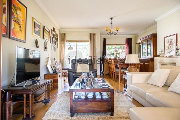 5-bedroom freehold villa in Cascais/Estoril — photo 3 of 5