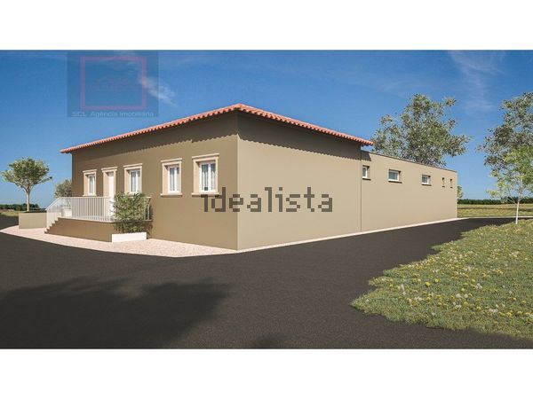 3-bedroom freehold villa in Alcobaça/São Martinho do Porto — photo 3 of 5