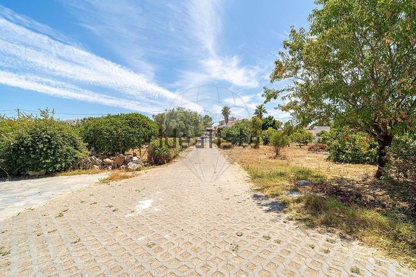 Detached house in Centro, Quelfes — image 4