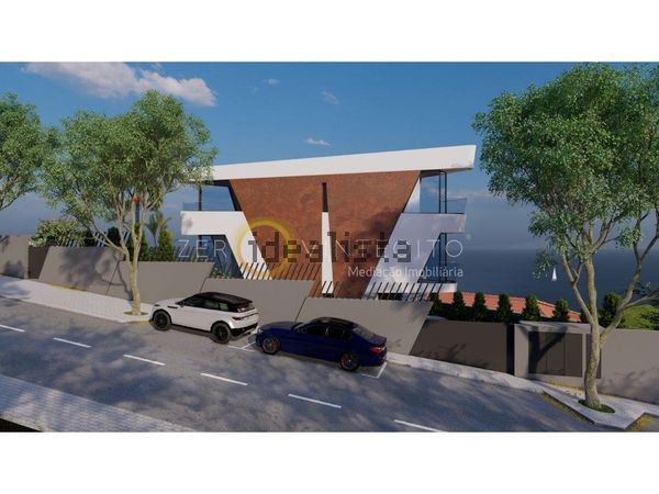 3-bedroom freehold villa in Santa Cruz/Caniço — photo 2 of 5