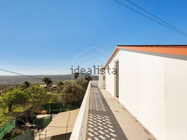 4-bedroom freehold villa in Loulé/Vilamoura — photo 1 of 5