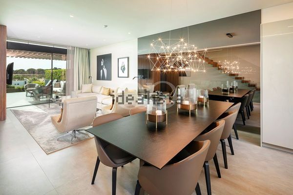 3-bedroom freehold villa in Loulé/Vilamoura — photo 1 of 5