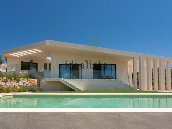 4-bedroom freehold villa in Loulé/Vilamoura — photo 5 of 5