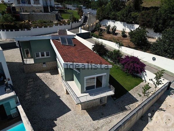 3-bedroom freehold villa in Alcobaça/São Martinho do Porto — photo 5 of 5
