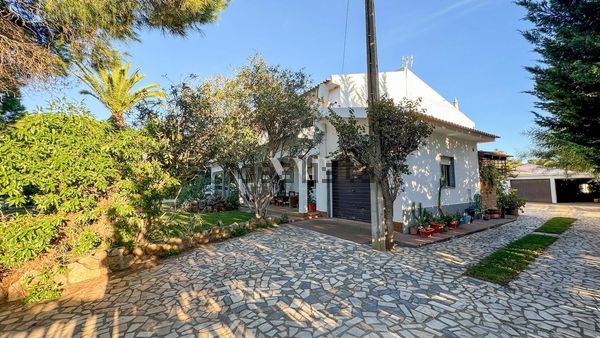7-bedroom freehold villa in Loulé/Vilamoura — photo 2 of 5