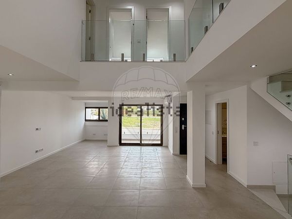 3-bedroom freehold villa in Loulé/Vilamoura — photo 4 of 5