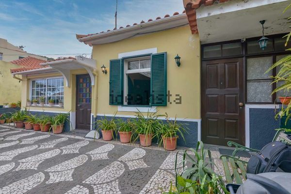 2-bedroom freehold villa in Funchal — photo 3 of 5