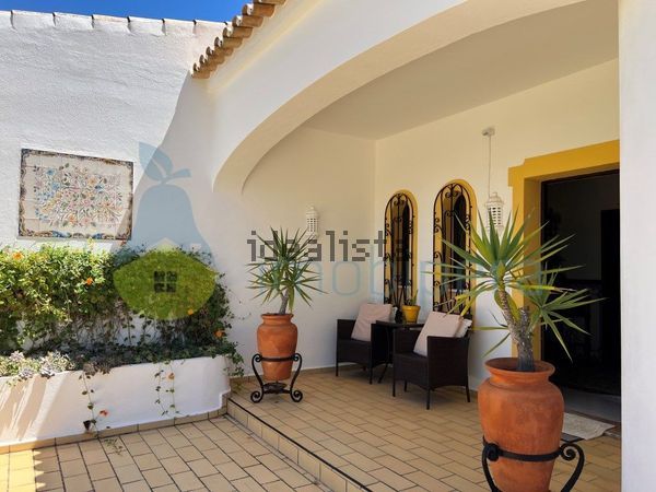 6-bedroom freehold villa in Albufeira — photo 4 of 5