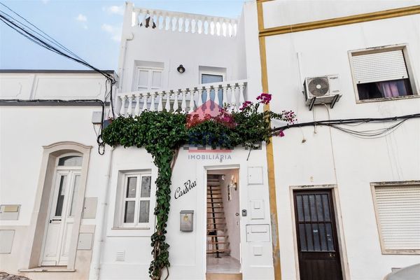 2-bedroom freehold villa in Tavira — photo 3 of 5