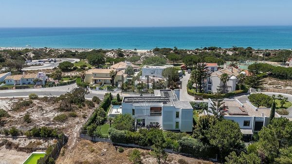 5-bedroom freehold villa in Comporta/Melides — photo 3 of 5