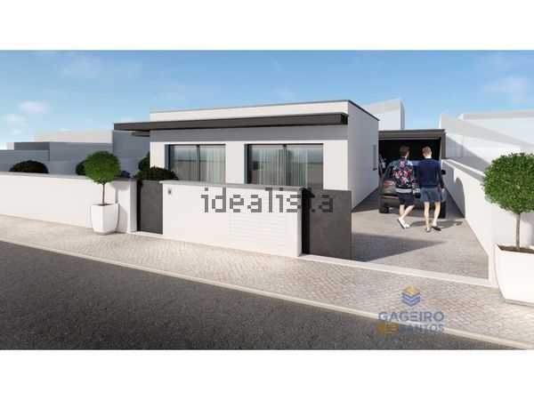 3-bedroom freehold villa in Alcobaça/São Martinho do Porto — photo 3 of 5