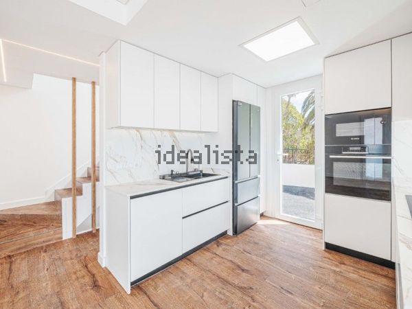 2-bedroom freehold villa in Cascais/Estoril — photo 4 of 5