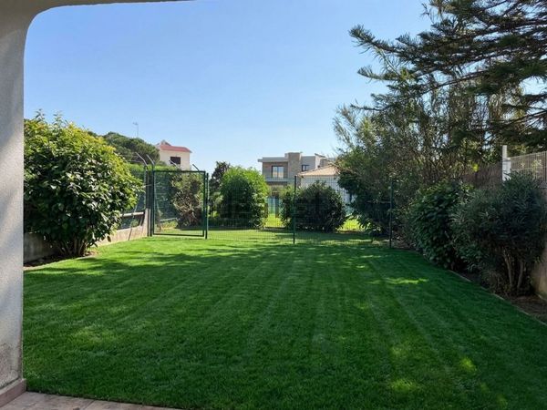 3-bedroom freehold villa in Loulé/Vilamoura — photo 2 of 4