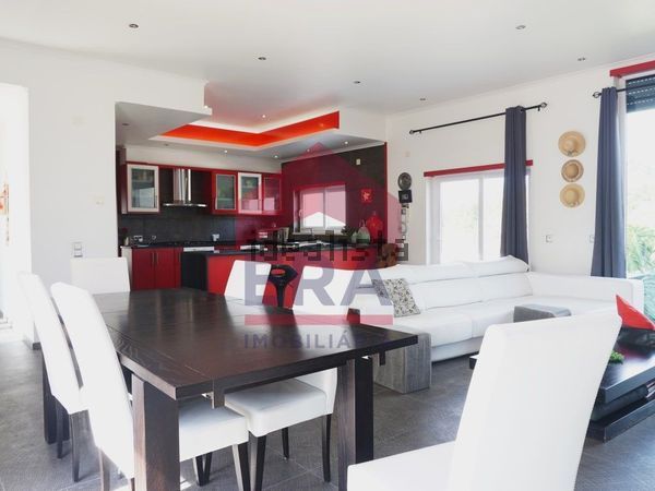 4-bedroom freehold villa in Caldas da Rainha/Foz do Arelho — photo 4 of 5
