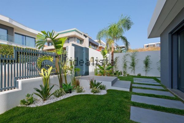 5-bedroom freehold villa in Cascais/Estoril — photo 3 of 5