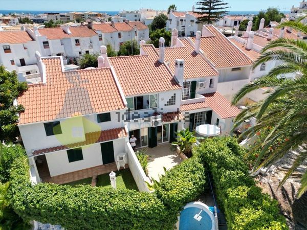 Semi-detached house in Rua Vasco Santana, Montechoro, Albufeira e Olhos de Água — image 3