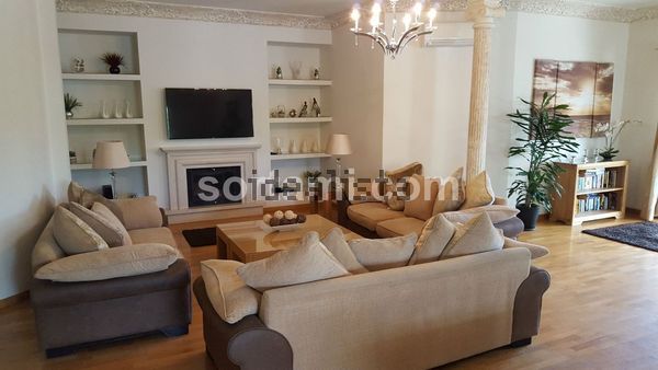 8-bedroom freehold villa in Loulé/Vilamoura — photo 2 of 5