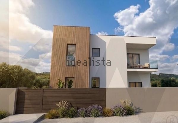 4-bedroom freehold villa in Mafra/Ericeira — photo 2 of 5
