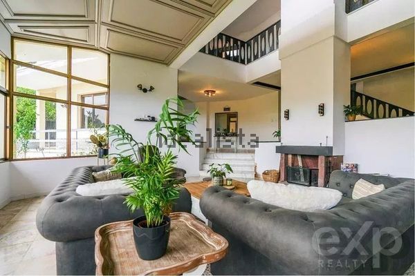 8-bedroom freehold villa in Funchal — photo 2 of 5
