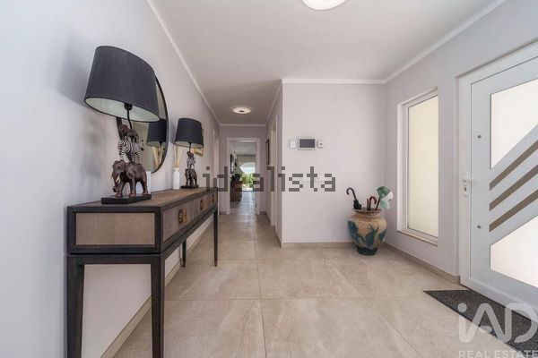 4-bedroom freehold villa in Loulé/Vilamoura — photo 3 of 5