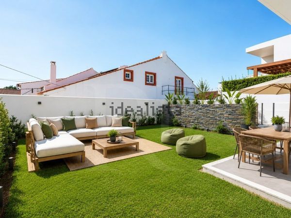 3-bedroom freehold villa in Cascais/Estoril — photo 1 of 5