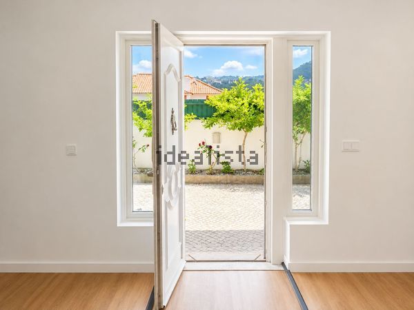 3-bedroom freehold villa in Sintra/Colares — photo 4 of 5